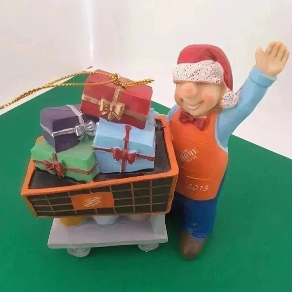 Home Depot 2013 Christmas Ornament - Picture 1 of 3